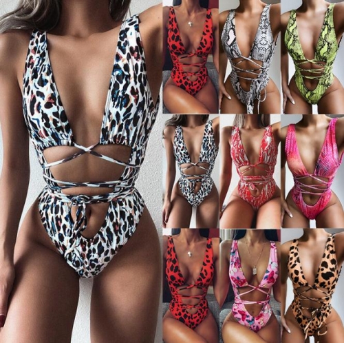 Charming Leopard-print openwork one-piece swimsuit