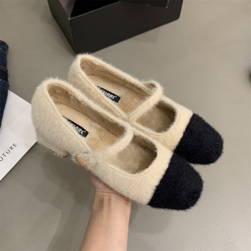 Casual medium heel plush cotton shoes