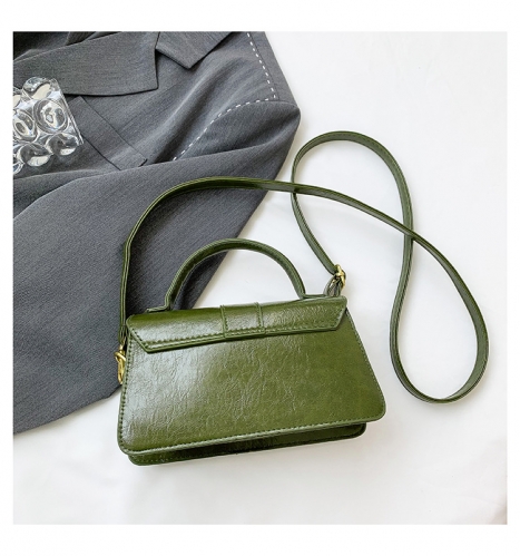 Crossbody retro versatile bag