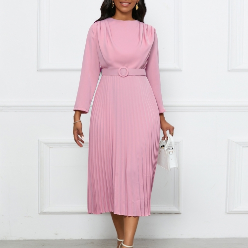 Elegant pleated commuting dress