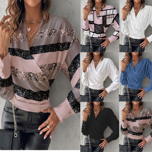 Printed V-neck long sleeved shirt