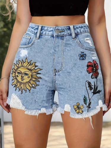 Plus size printed denim shorts