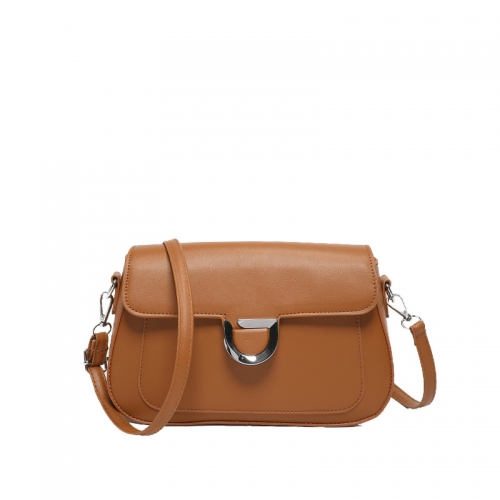 Retro horseshoe buckle crossbody bag