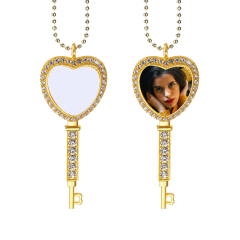 Sublimation Metal Sweater Ornament Gold Heart Key Shape Necklace With Diamonds