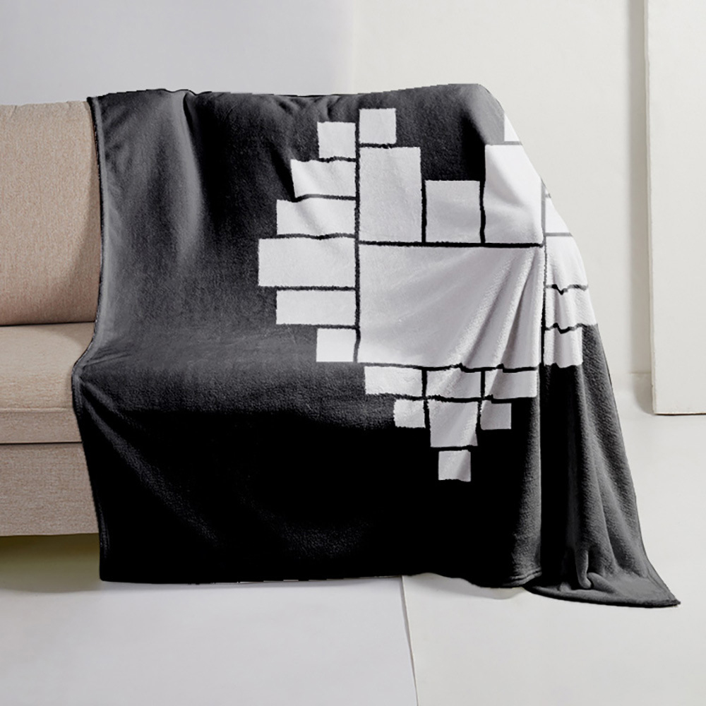 Sublimation Single Layer Blank Flannel Heart Shape Customized Soft Blanket