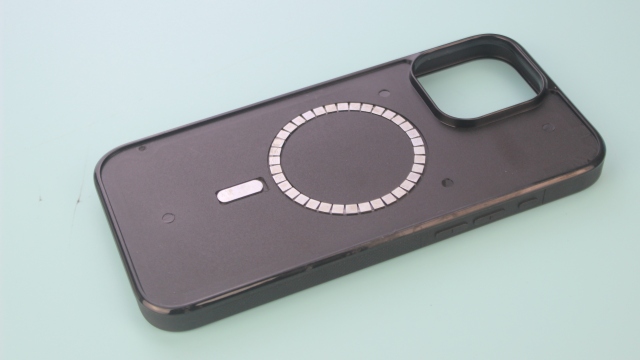 New Sublimation 2D TPU Magnet Phone Case with Anti-Slip Design Edge for iPhone 16 Series DIY Phone Shell with Soft Film Sheet