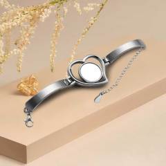 Enchanting Blank Sublimation DIY Metal Bracelet & Bangle Collection - Customizable Photo Jewelry with Unique Shapes (Heart, Wing, Circular)