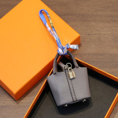 Colorful Leather Mini Basket Bag Keychain Bulk Supply Cute Handbag Pendant for Bags & Keys
