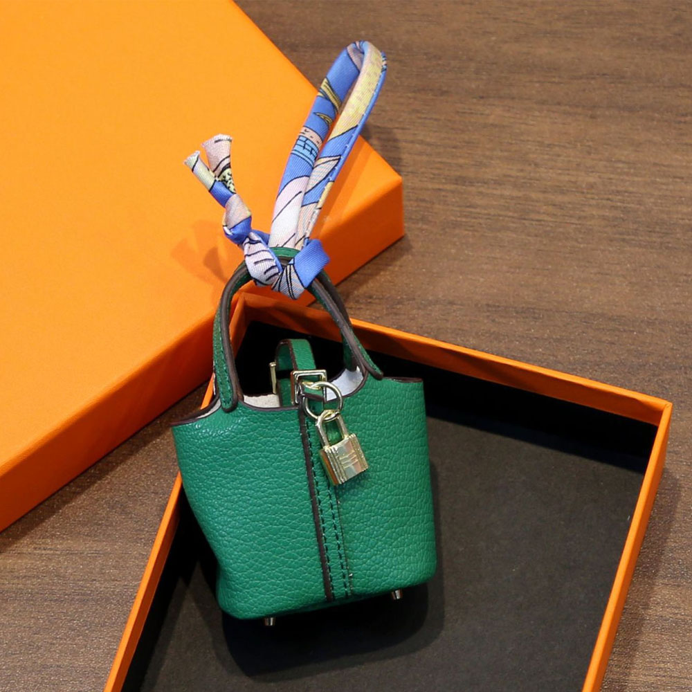 Colorful Leather Mini Basket Bag Keychain Bulk Supply Cute Handbag Pendant for Bags & Keys