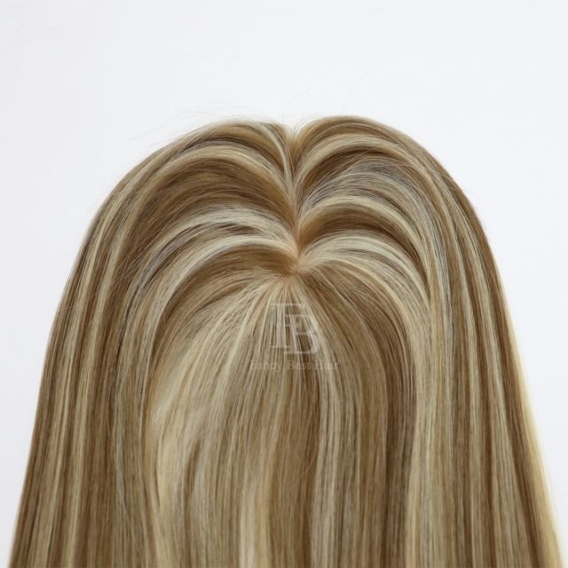 #P8/60 - Lace Topper
