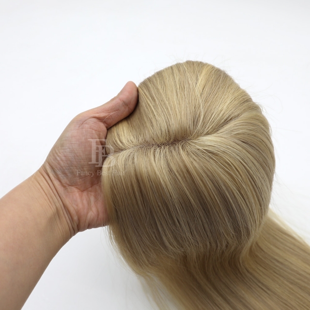 #P14/22 - Mono Lace Topper