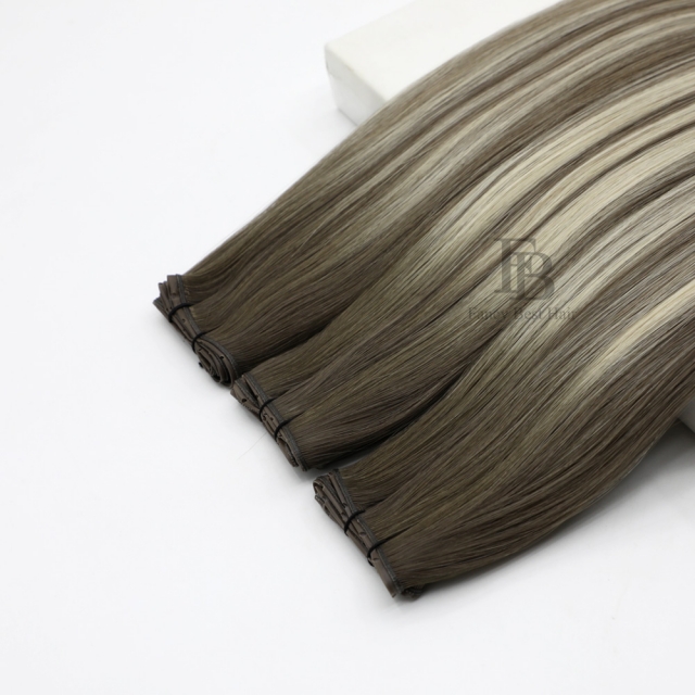 #T7-P7/ice Rooted Balayage - Butterfly Weft
