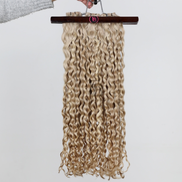Curly ---- #P14/22  - Genius Weft
