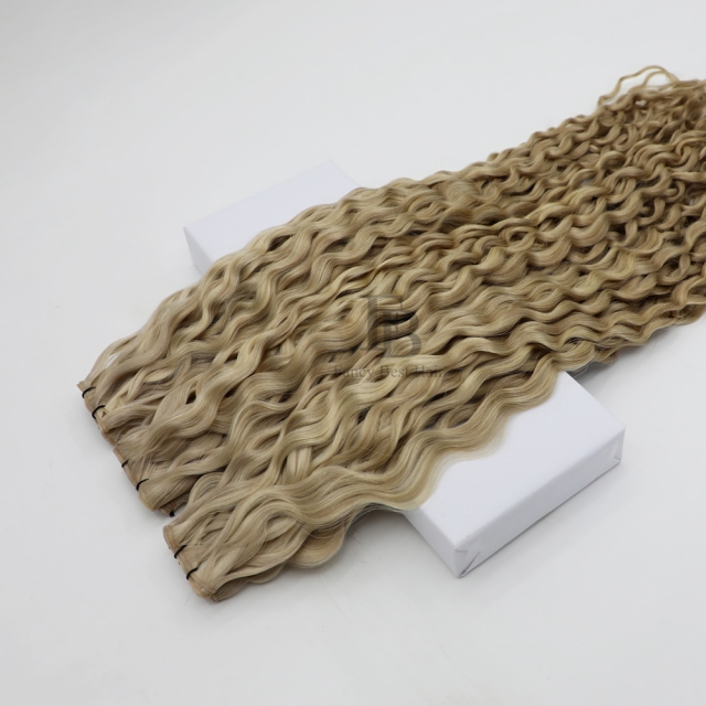 Curly ---- #P14/22  - Genius Weft