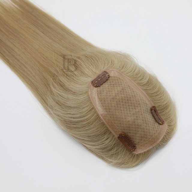 #M18/60 - Lace Topper