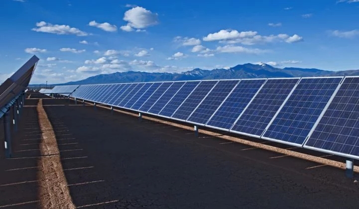 O poder de Idaho assina o PPA solar super-baixo aos planos de energia 100% limpos da bóia