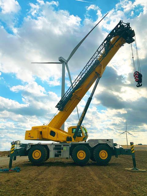 Nebraska Crane amplía su flota con GRT9165