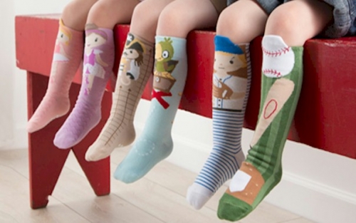 DEMDACO "Story Time" Children's Knee Socks made by De-Yuan