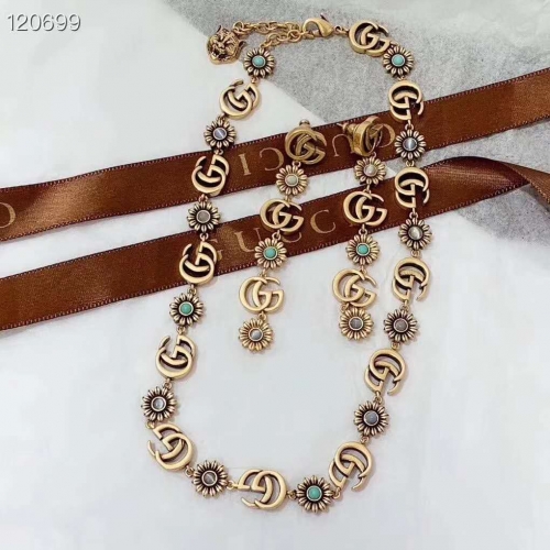 Gucci Brass Flower GG Logo Necklace Earring Set