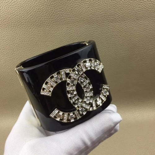 CHANEL Black Resin Strass CC Logo Wide Big Cuff costume Jewelry Details Same as the genuine