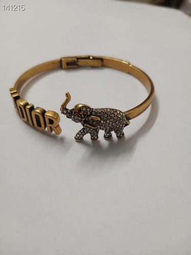 dior giraffe bracelet