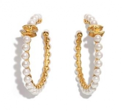 Métiers d'art 2019/20  Chanel Pearl Hoop CC Earring Gold Tone Metal & Imitation Pearls Gold & Pearly White