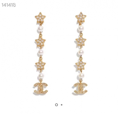Métiers d'art 2019/20 Chanel Long Drop Earring Star Charm Pearl