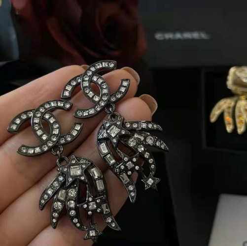 Chanel Metal Strass Ruthenium Black Crystal Pierced Earring Swallow Tail