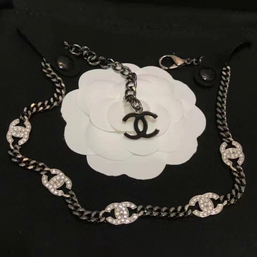 2021 Chanel Short Necklace Choker Grey Ruthenium Metal Chain 5 CC Crystal logo