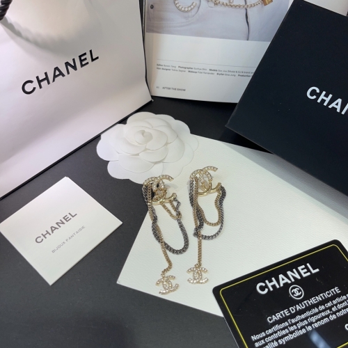 Chanel Long Chain Pendant CC Strass Earring Replica 1：1 to the Authenic Chanel Fashion Costume Jewelry