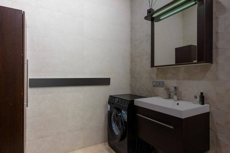 Foldable Wall-Mounted Clothes Airer - Easy Install Retractable Rack for Laundry Room & Small Apartment