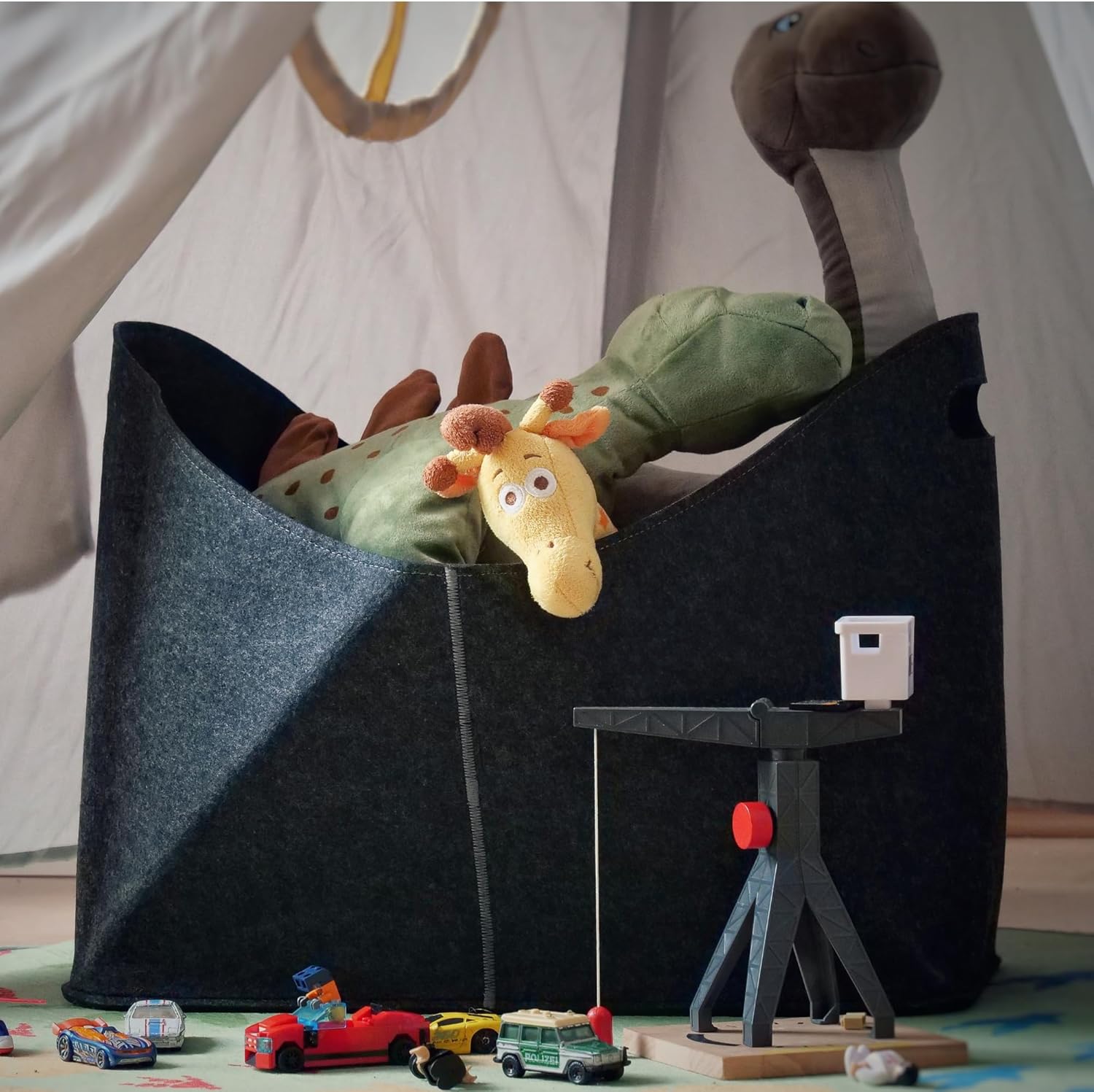 Minimalist Felt Magazine Rack - Decorative Holder for Magazines, Books & Office Supplies