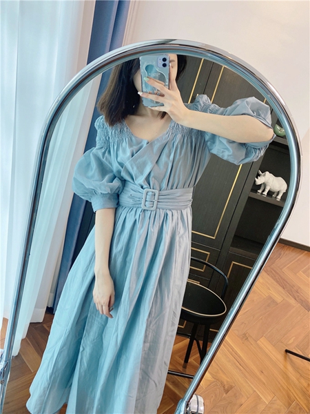 クーポン利用で1000円OFF 新色 Airy Volume Sleeve Dress 2023ss