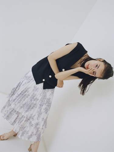 SNIDEL - スナイデル ❣️ 格安❣️Sustainableパールボタンニットベスト Sustainableパールボタンニットベスト