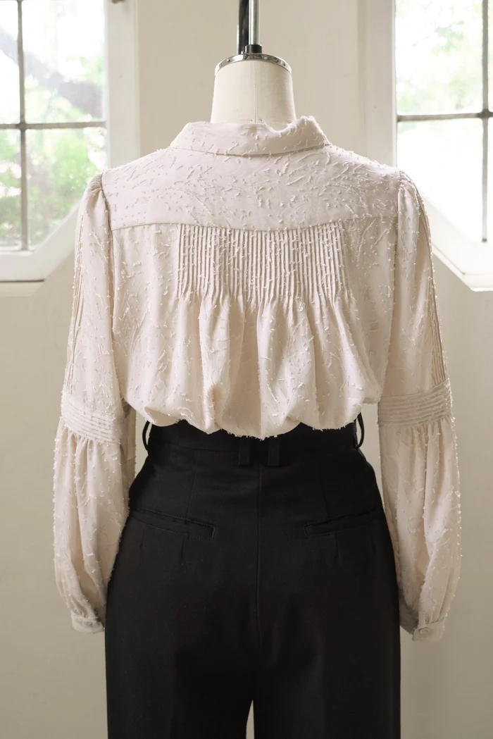 Bow-Tie Lace Trimming Blouse