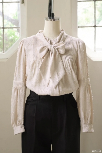 Bow-Tie Lace Trimming Blouse