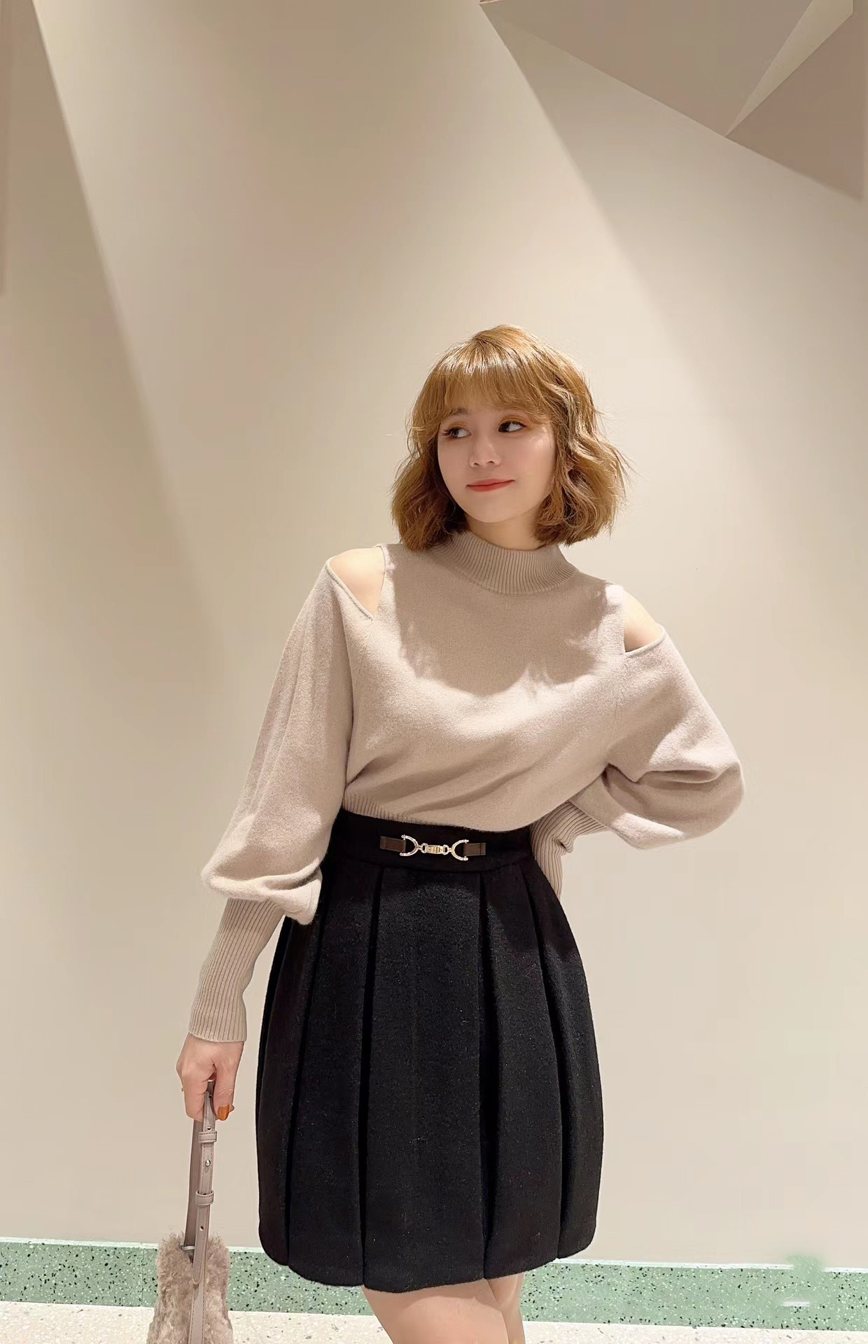 ボックスプリーツミニスカート