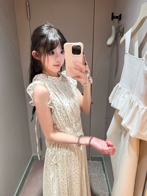 SNIDEL（スナイデル）の「シフォンギャザーノースリワンピース