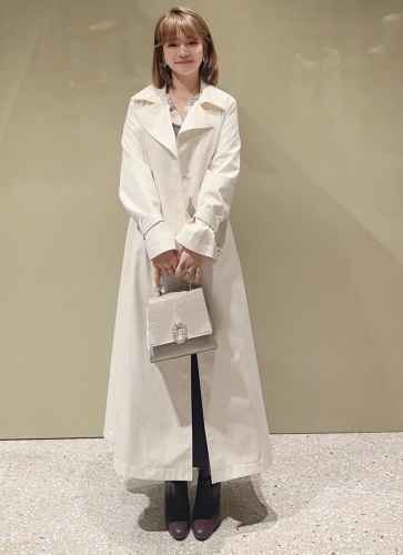 11月上旬入荷予定 スナイデル同型 レザーベルトトレンチコート