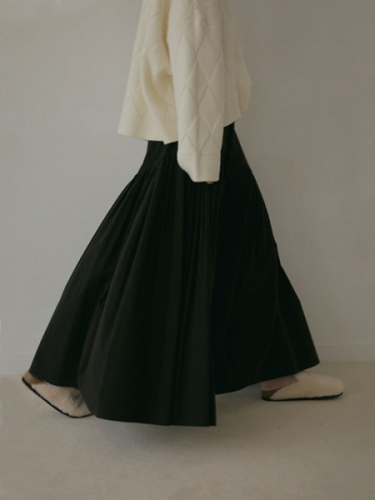 ETRE TOKYO（エトレトウキョウ）同型 サイドギャザーボリュームスカート