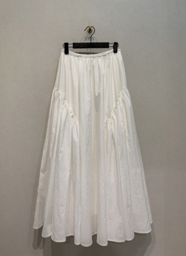 ETRE TOKYO（エトレトウキョウ）同型 サイドギャザーボリュームスカート