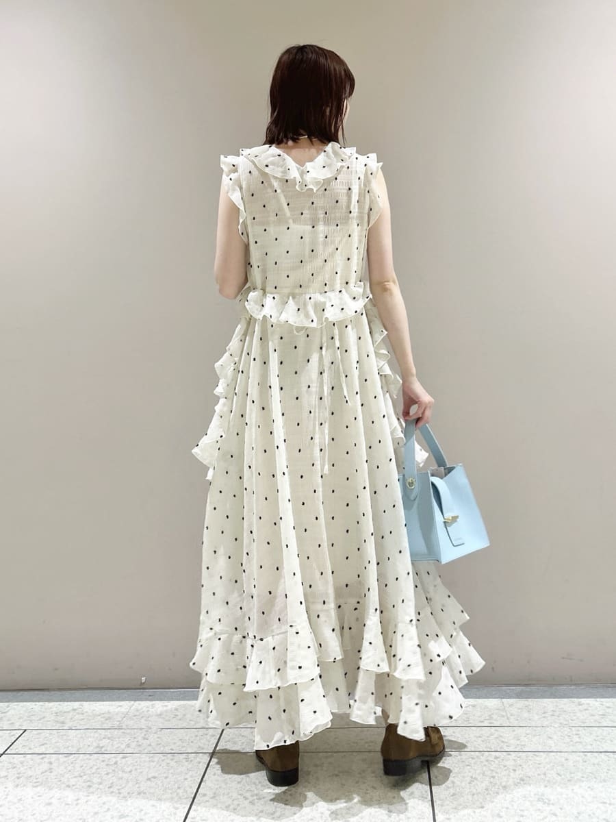 新品未使用　ラッフルフリルフレアワンピース　ドット　ノースリーブロングワンピース ラッフルフリルフレアワンピース ドット柄
