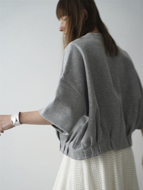 CLANE TUCK HEM COMPACT TOPS