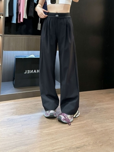 ALO Yoga】スーツアップトラウザー
