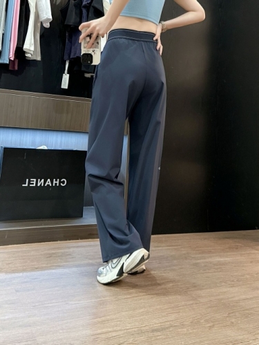 ALO Yoga】スーツアップトラウザー
