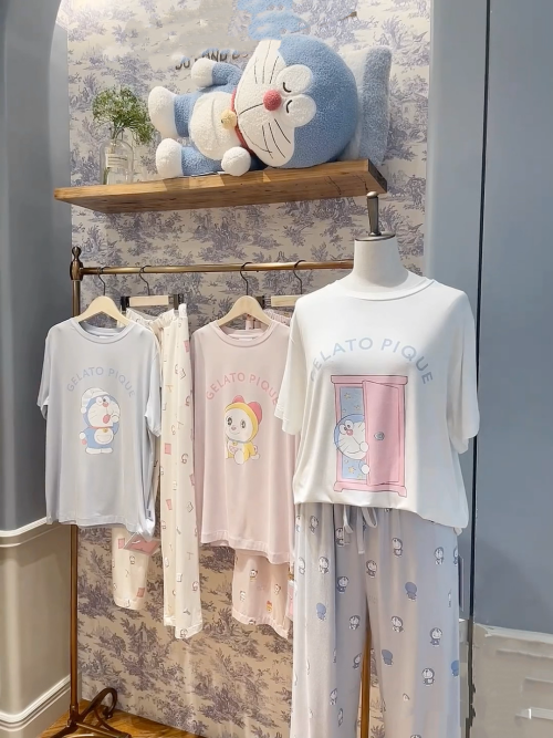 ジェラートピケ 総柄ロングパンツ ドラミちゃん ドラえもん ジェラートピケ 総柄ロングパンツ ドラミちゃん ドラえもん 上下