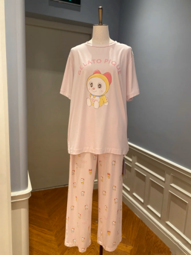 【新品】ジェラピケ ドラミちゃん 上下セット ジェラートピケ 総柄ロングパンツ ドラミちゃん ドラえもん 上下