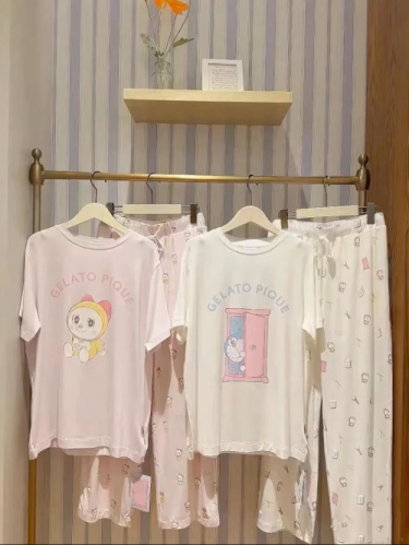 【新品】ジェラピケ　ドラミちゃん　上下セット ドラえもん meets GELATO PIQUE】ルームウェアコレクションが8/7