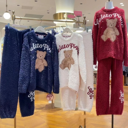 HOLIDAY】ジェラートスノーベアジャガードプルオーバー＆ロングパンツ