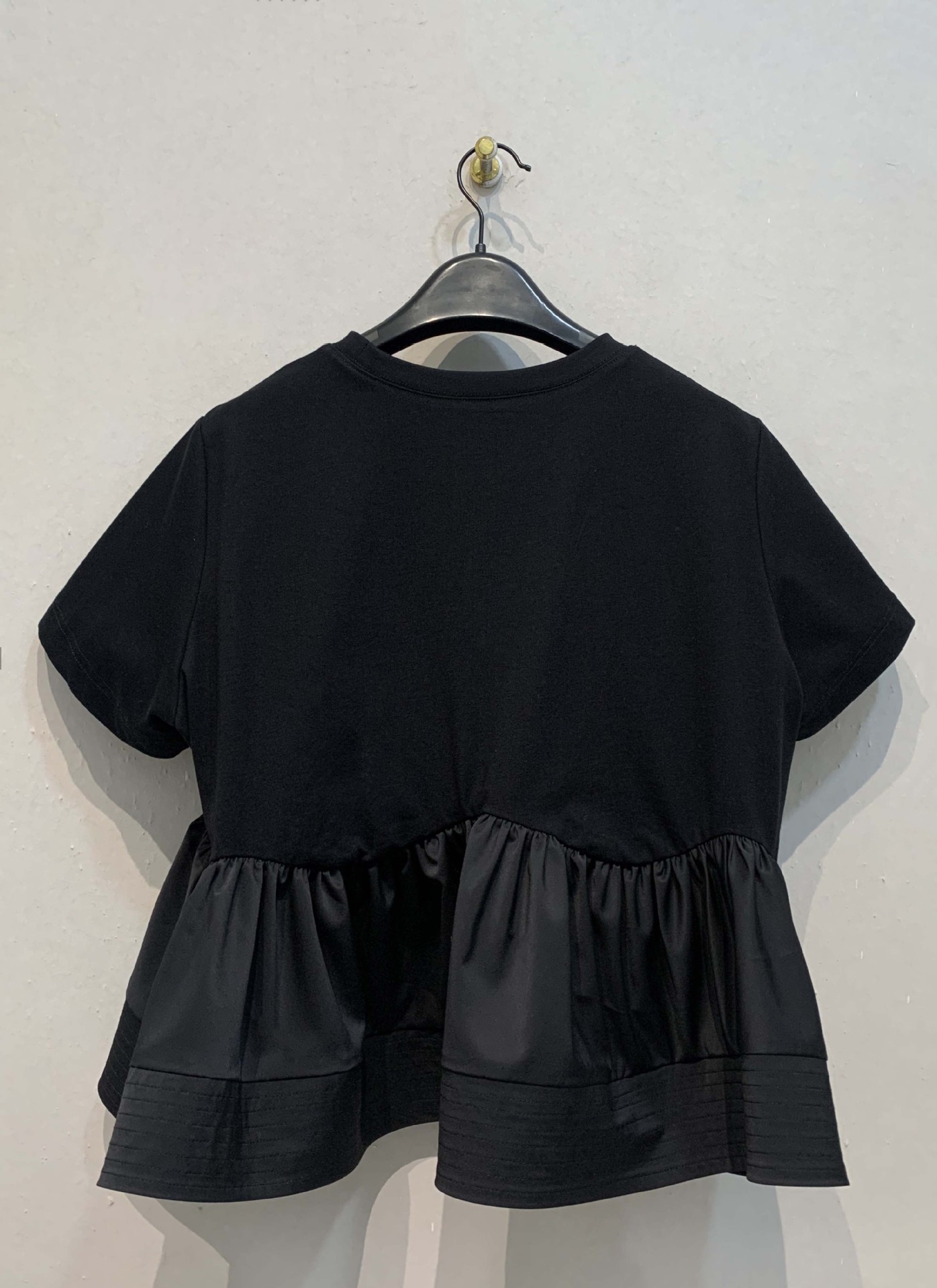 MACHATT ボリュームペプラムTシャツ